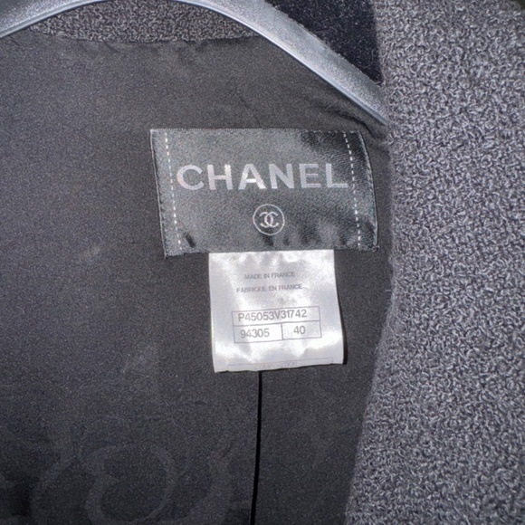 Cha new condition 13A long jacket size 40 FR - Picture 4 of 8